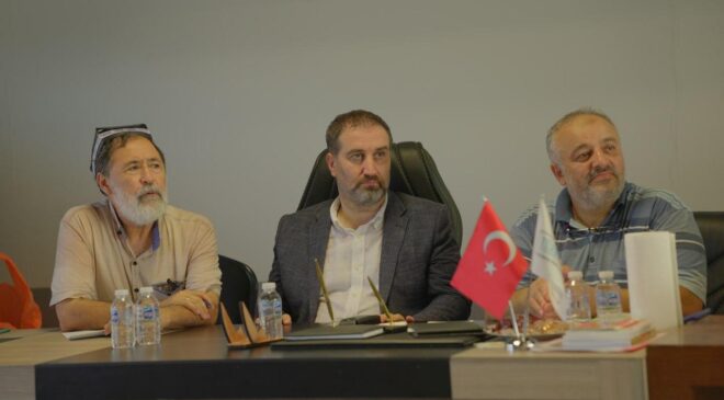 Ak Parti’den TÜRKİSTANDER’e ziyaret